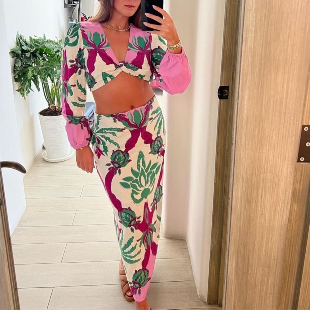 Linen 2 piece cropped top and skirt outfit